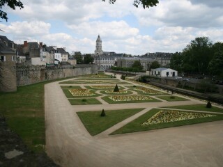 瓦纳Vannes