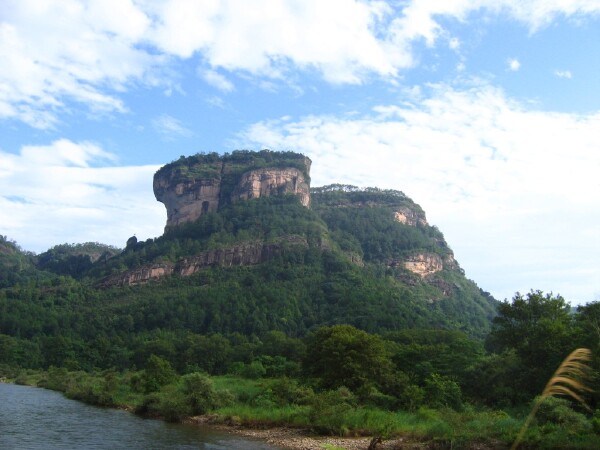 10分钟 地址:福建省武夷山风景区九曲溪 铁板