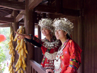 九顶塔中华民俗欢乐园