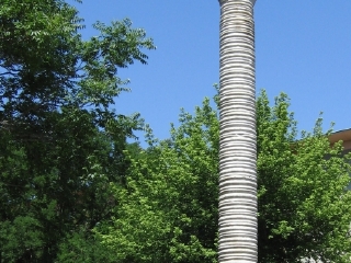 尤利阿奴斯之柱