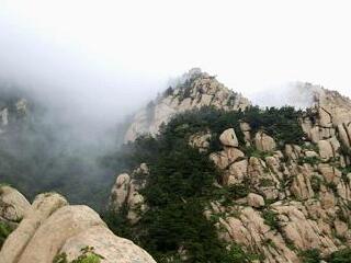 小珠山古月山庄