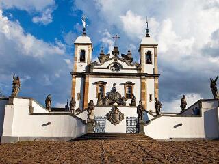 孔戈尼亚斯仁慈耶稣圣殿