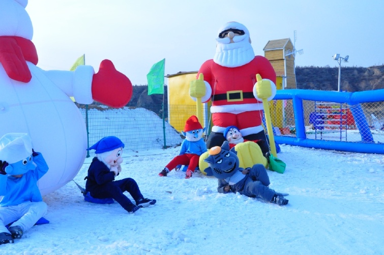 采薇庄园冰雪欢乐谷