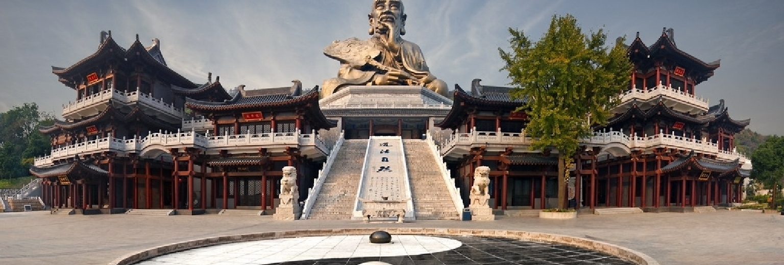 元符万宁宫旅游攻略