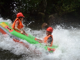 姑婆山海龙漂流