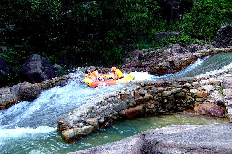 浏阳凤凰峡漂流