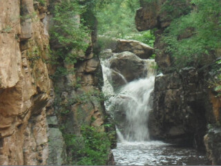 石龙峡