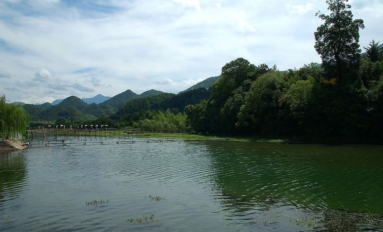 交通指南景點地址安徽省宣城市績溪縣境內景點交通龍川景區距績溪縣城