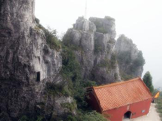 长阳中武当风景区