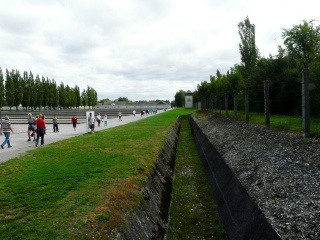 达豪集中营纪念遗址