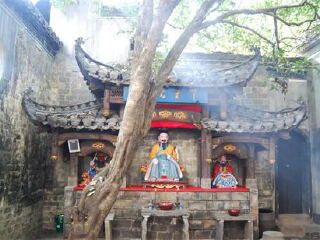 古孔灵浧坡别墅（地主庄园）