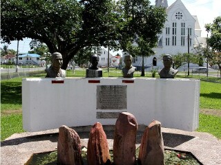 不结盟运动纪念碑