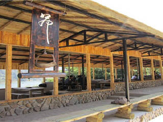 别山湖-大别山主峰