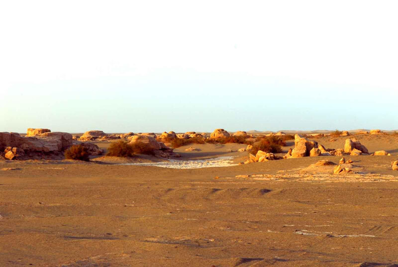 扎滚鲁克古墓群