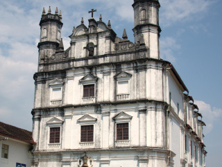 果阿教堂和修道院