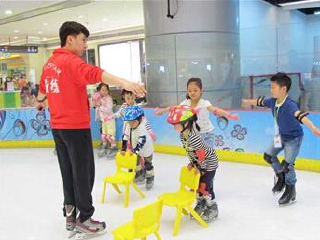 蓝色港湾全明星滑冰俱乐部