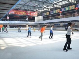 浩泰溜冰场