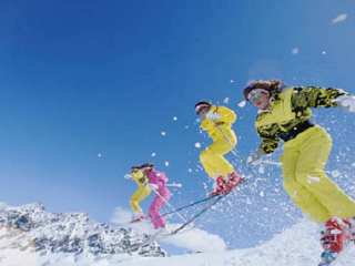 新疆南山蓝天滑雪场