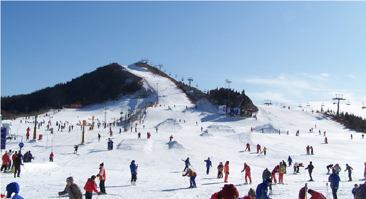 济南九顶塔滑雪