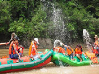 西双版纳澜沧江漂流