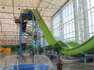 尧龙湾温泉水上乐园