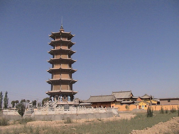 杭锦后旗图片_杭锦后旗旅游图片_杭锦后旗旅游景点图片大全_途牛