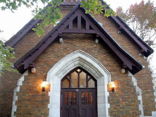 蒂格尼什文化中心