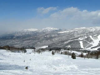 新疆白云国际滑雪场
