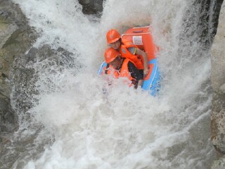 将军关探险漂流