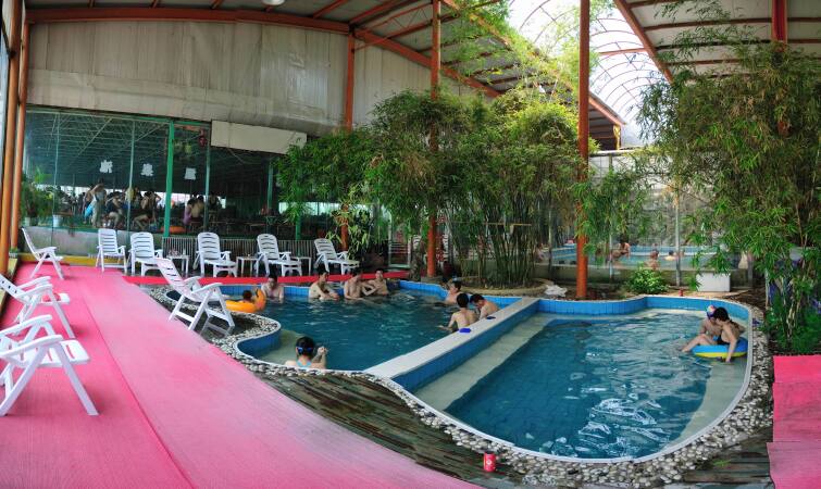 同泉温泉滑雪场