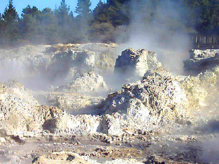 地狱之门地热公园