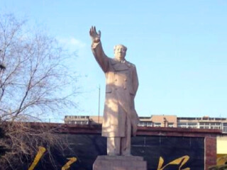 毛泽东主席视察北园纪念地