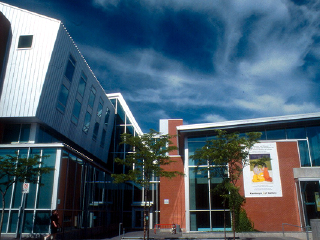 坎卢普斯艺术画廊