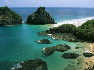 费尔南多迪诺罗尼亚岛