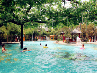 阳光国际温泉山庄