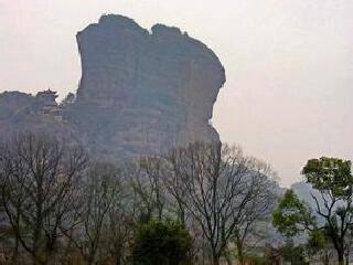 尼姑背和尚走不得