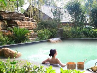 花水湾名人四季温泉谷