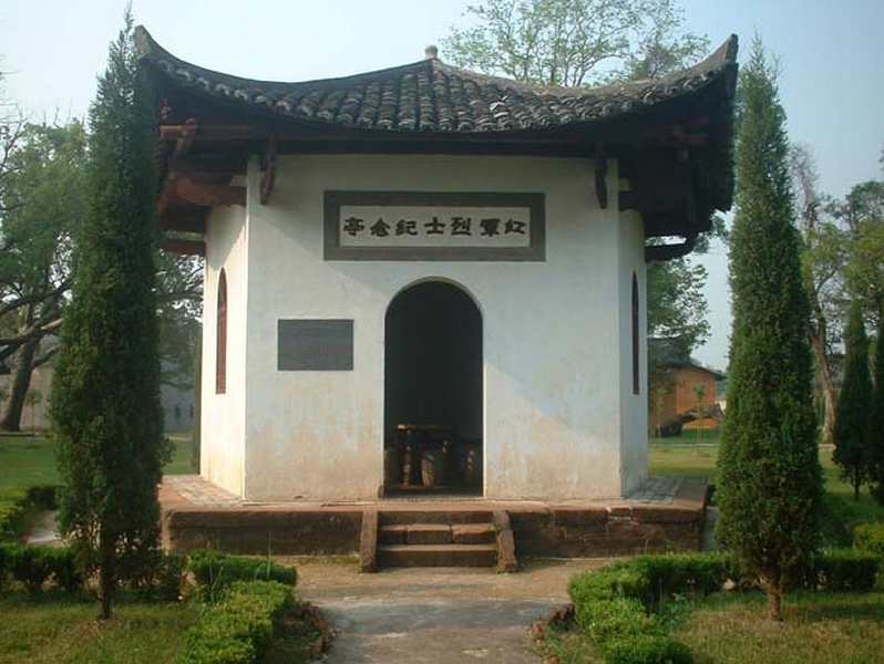 瑞金红军烈士纪念亭