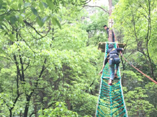 重庆飞越丛林户外冒险乐园