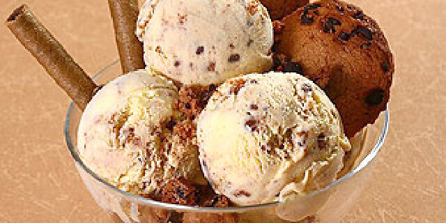 chocolate chip cookie dough ice cream 巧克力曲奇冰激凌,几乎