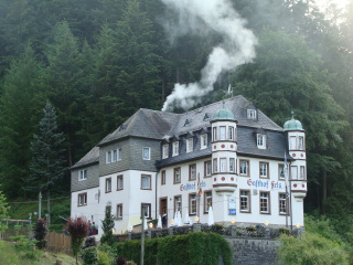 林山麓施瓦岑巴赫