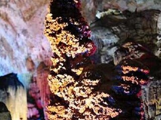 河池凤山鸳鸯洞