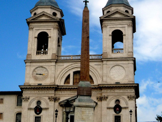 罗马天主圣三教堂