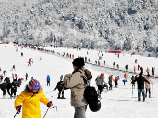 河南安阳洹水湾滑雪