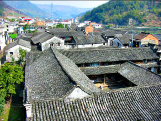 陈家三退