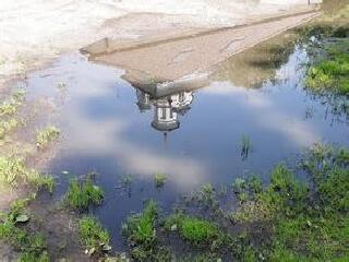 比亚瓦波德拉斯卡