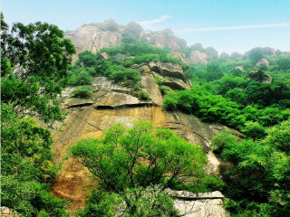 黑龙潭自然风景区