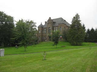 勒弗博韦纪念碑遗址