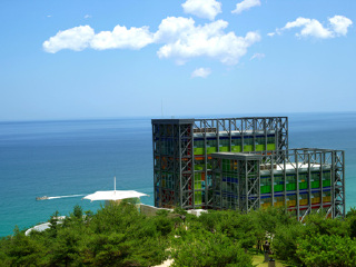 阿瑟罗艺术世界