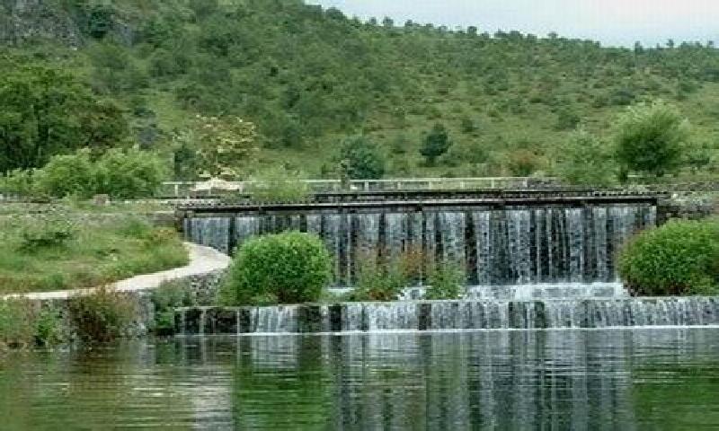 丽江神龙三叠水旅游图片